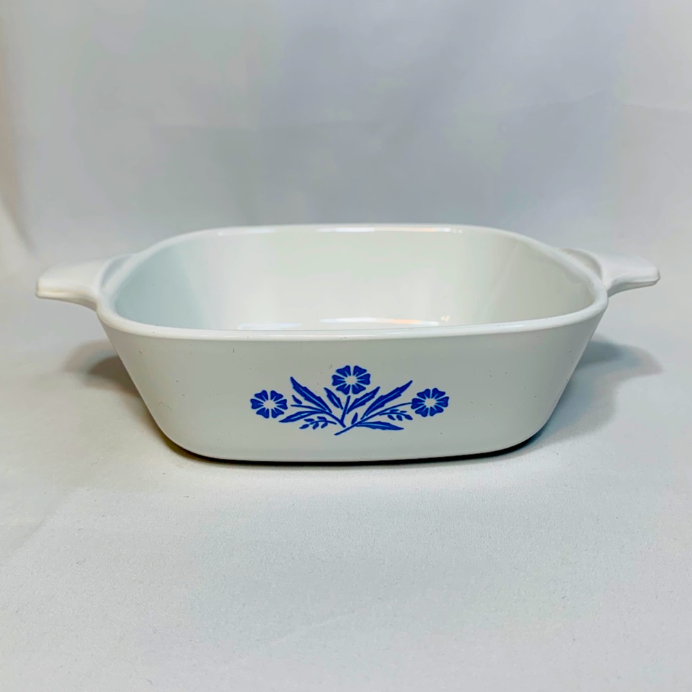 VTG Corning Ware 1 3/4 Cup Casserole Bowl